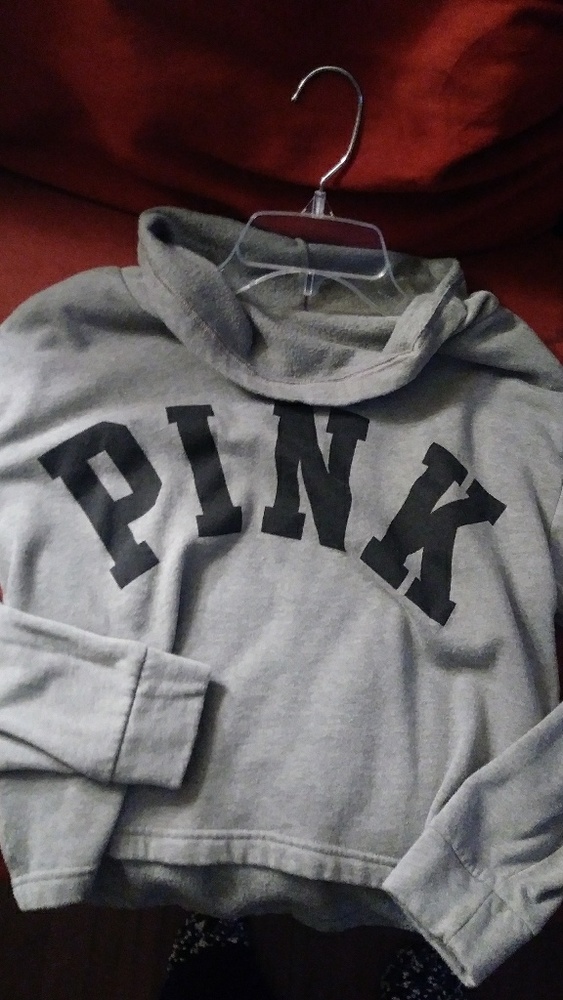 VS sweat shirt